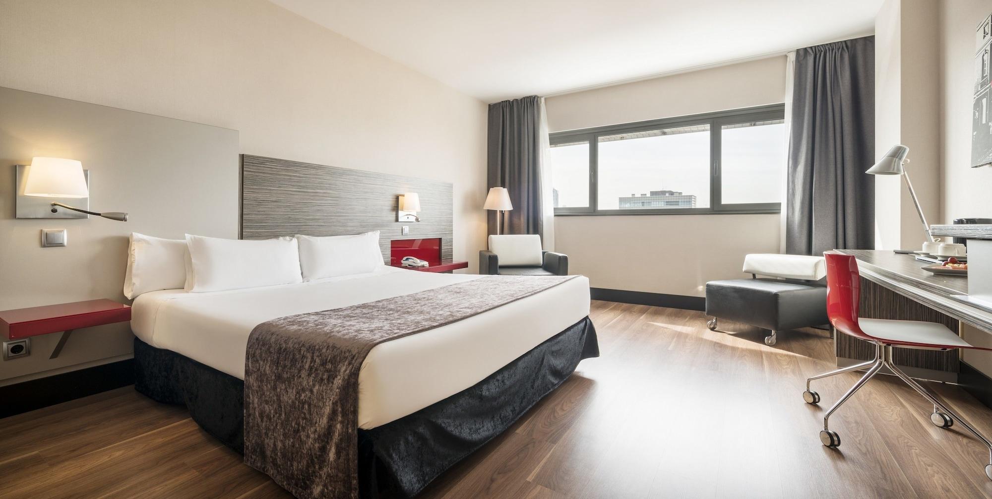 Ilunion Barcelona Hotel Ngoại thất bức ảnh