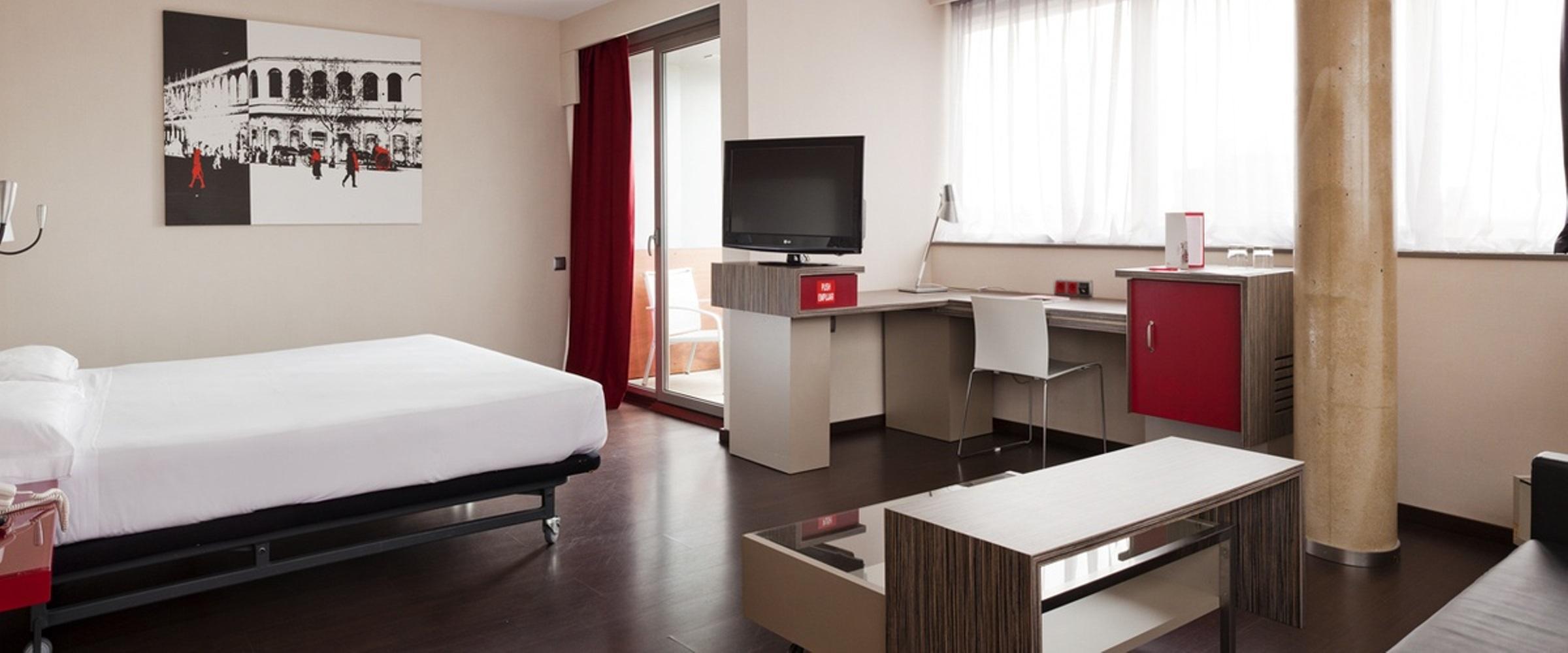 Ilunion Barcelona Hotel Ngoại thất bức ảnh