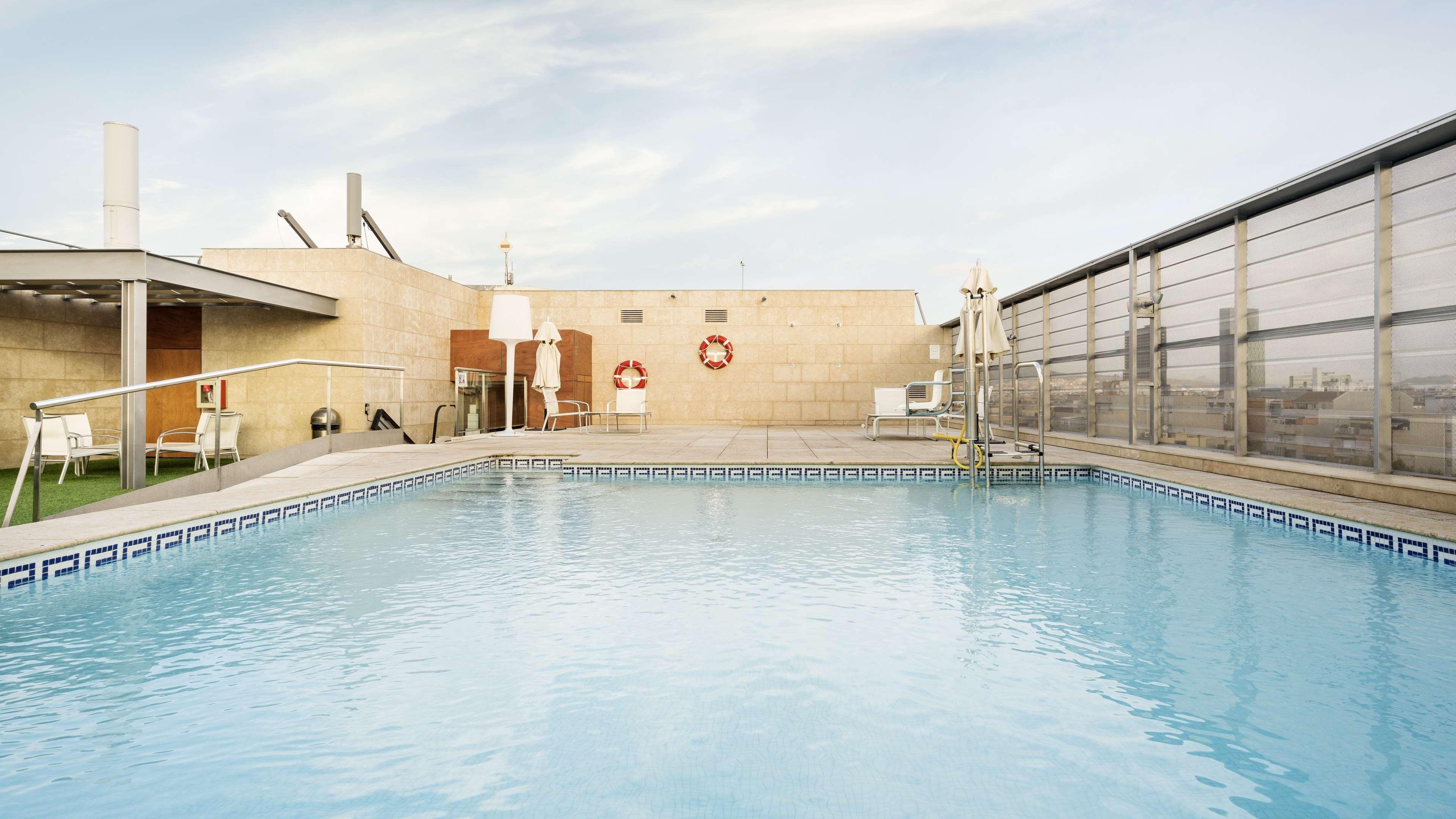 Ilunion Barcelona Hotel Ngoại thất bức ảnh