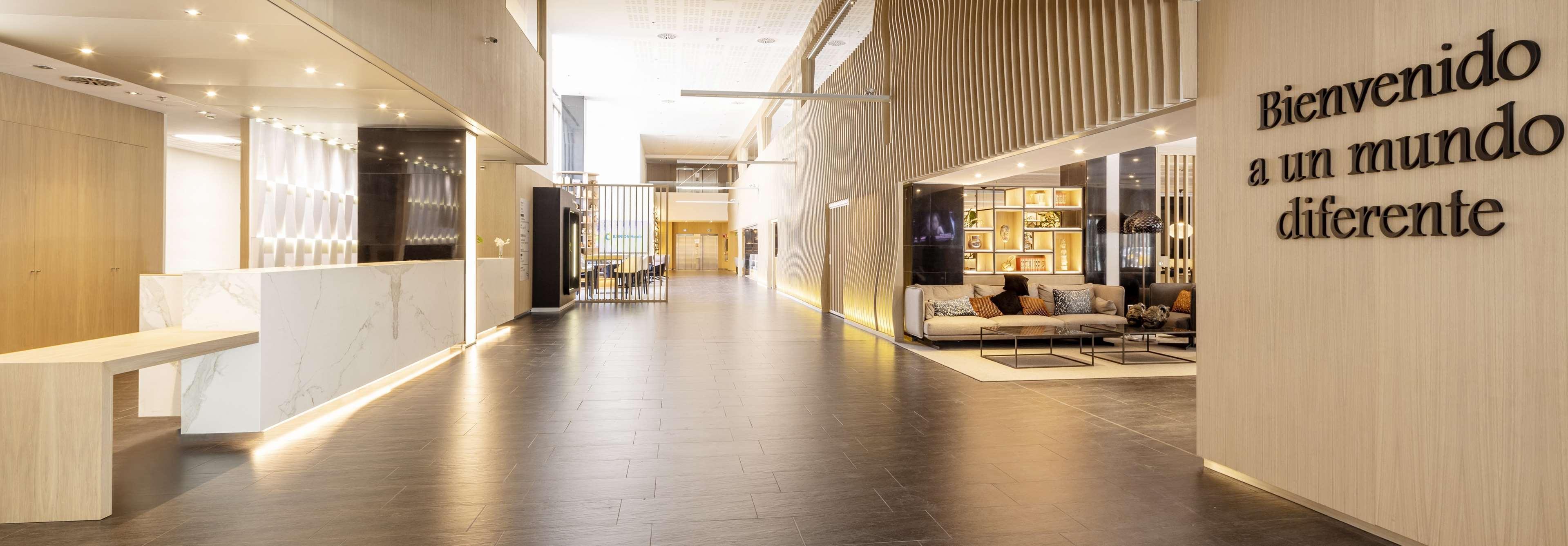 Ilunion Barcelona Hotel Ngoại thất bức ảnh